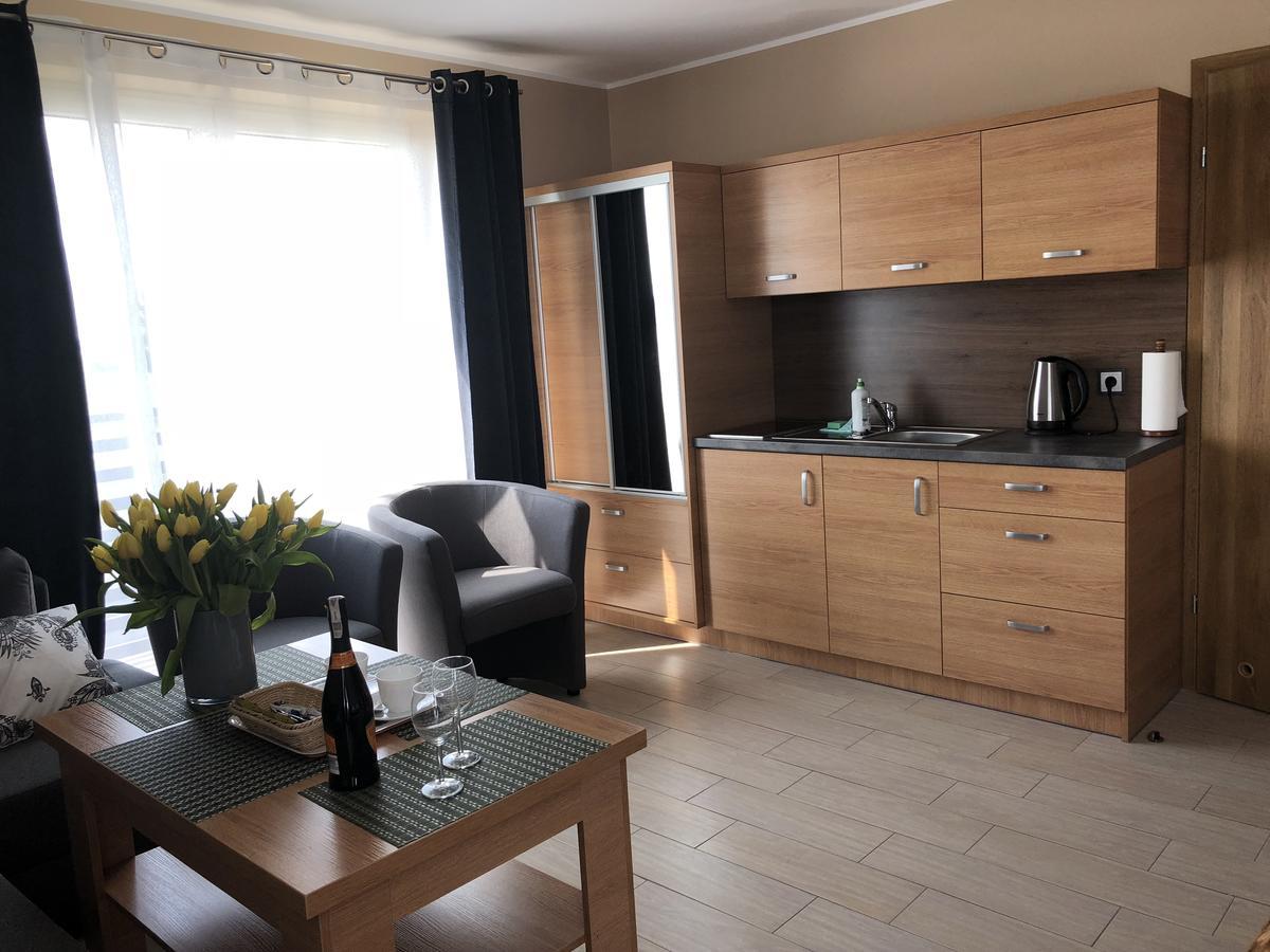 Comfort-24 Plus Słupca Exteriör bild