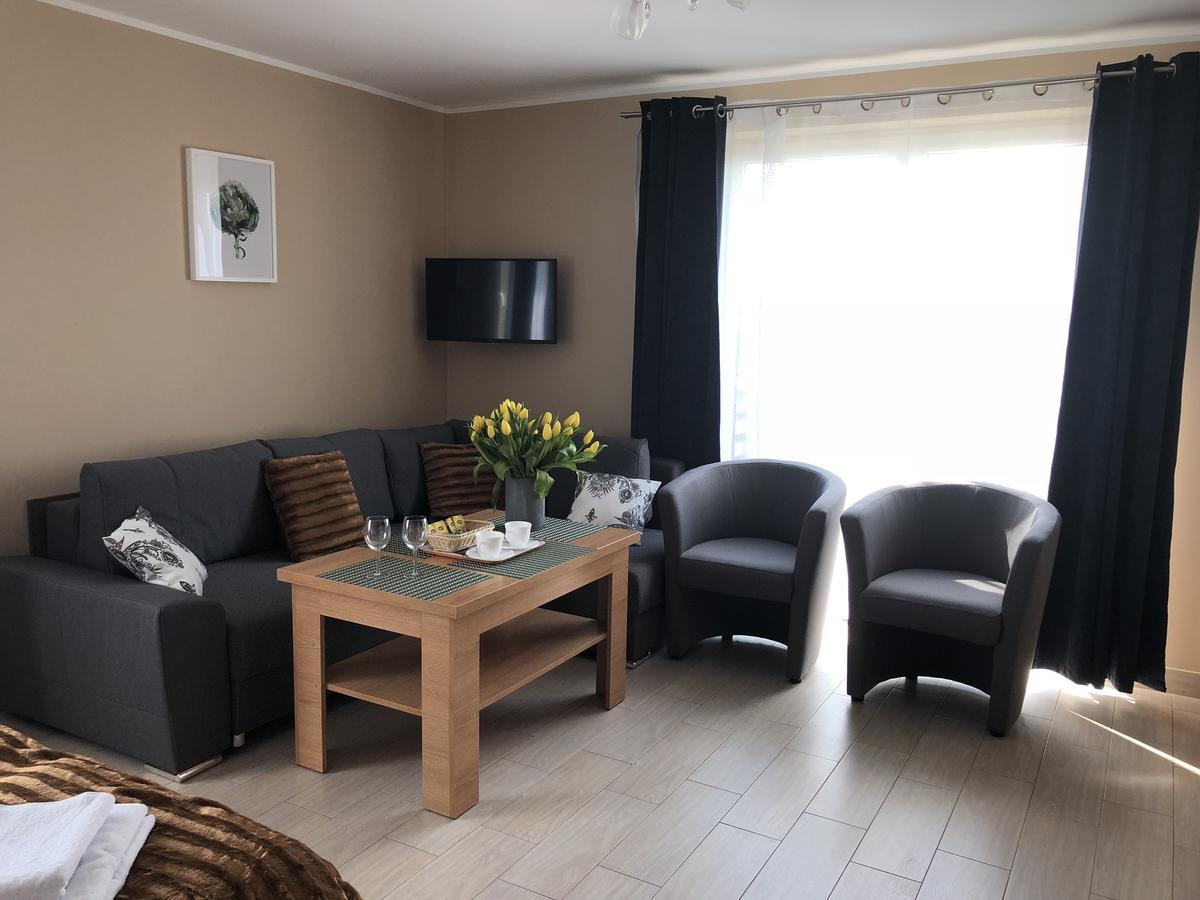 Comfort-24 Plus Słupca Exteriör bild