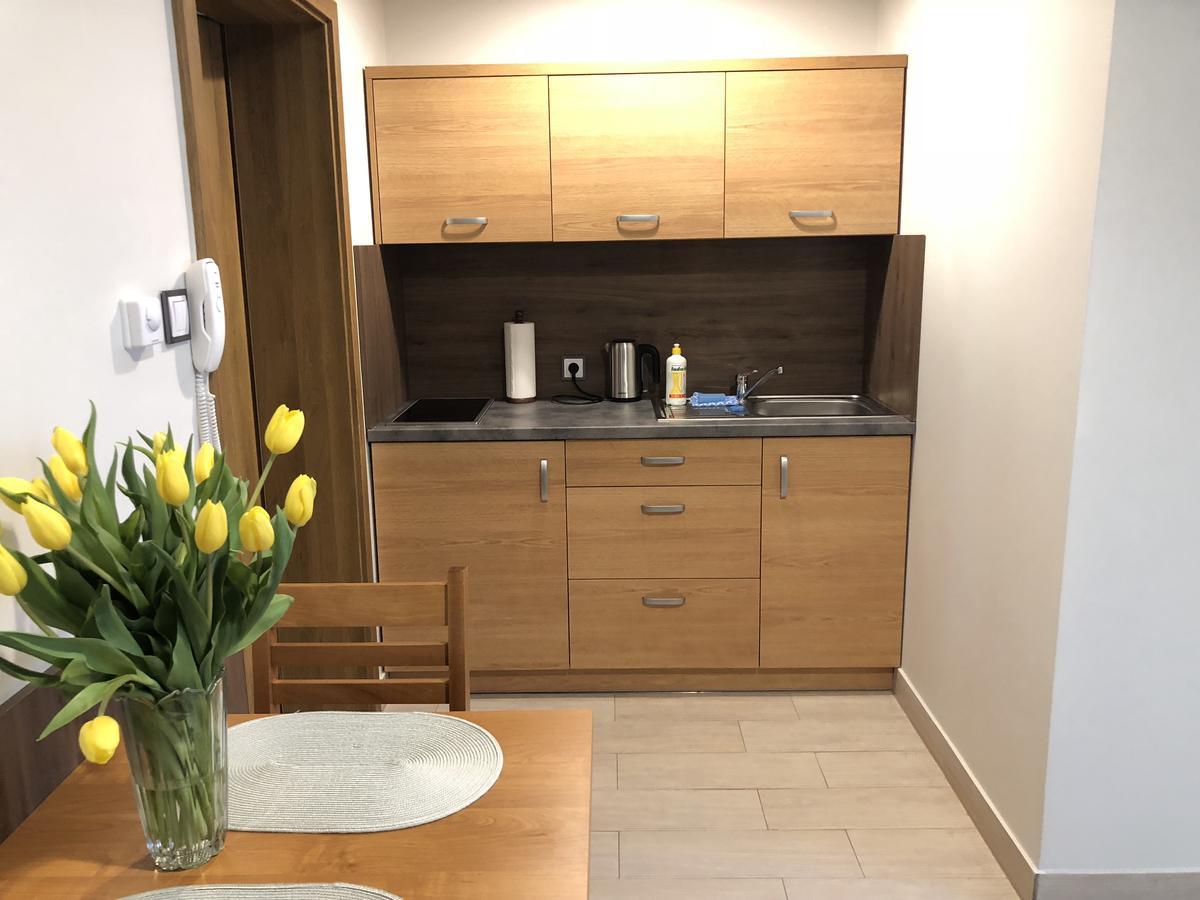 Comfort-24 Plus Słupca Exteriör bild